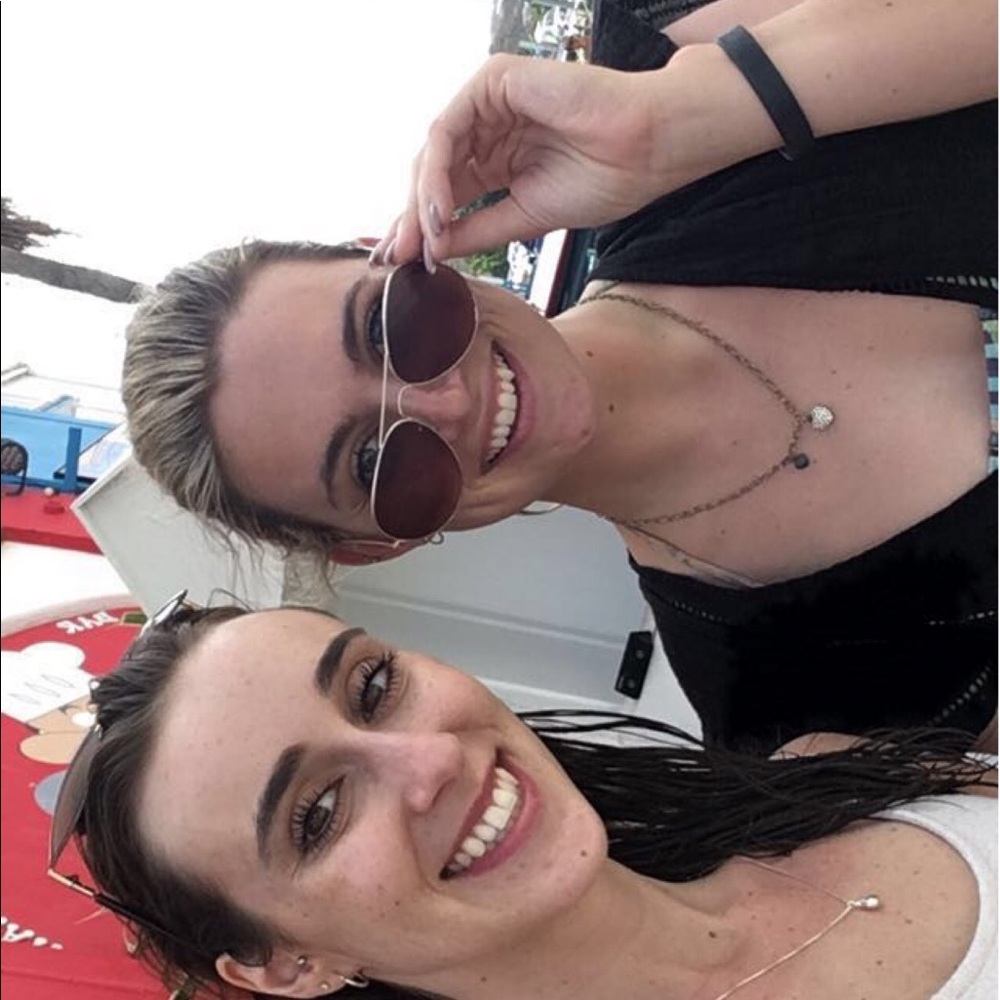 Meet your Posher, Lucy